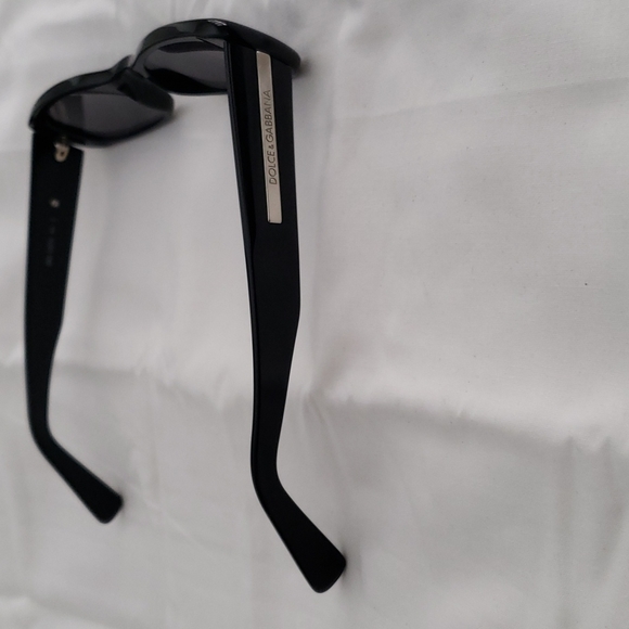 Dolce & Gabbana Sunglasses - Picture 3 of 7